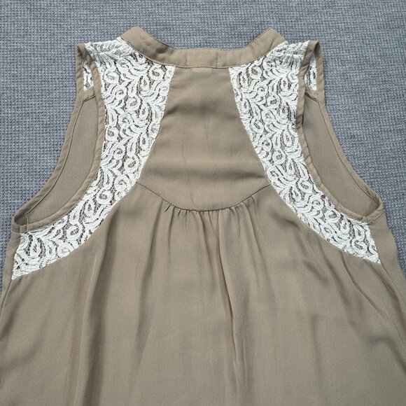Not Forever Semi-Sheer Beige Lace Accent Sleeveless Blouse Lightweight Size M - Picture 6 of 12